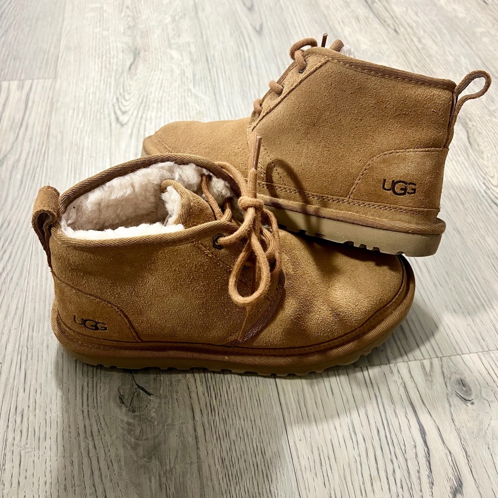 UGG Neumel Boots
